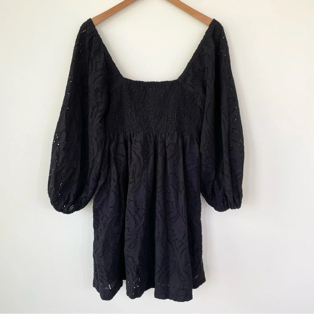 Banana Republic Eyelet Twist Mini Dress MT Med Tall Black Puff Sleeve Babydoll